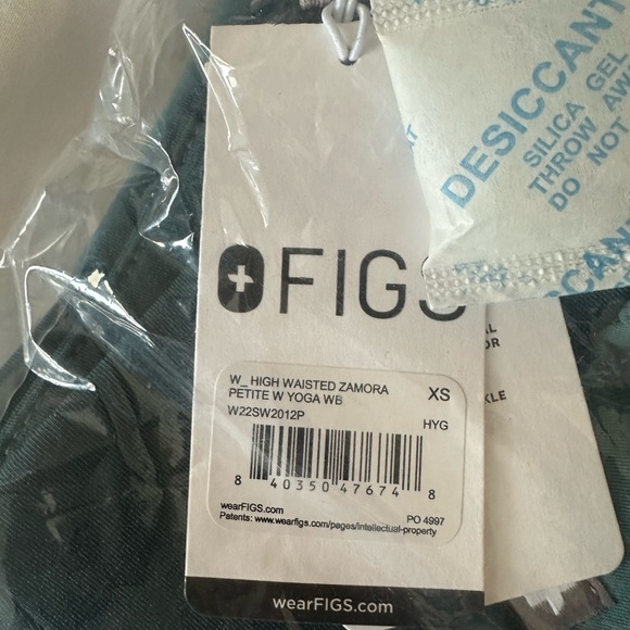 FIGS NWT high waisted petite scrub pants XS - Picture 3 of 3